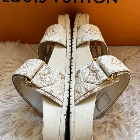 Authentic louis Vuitton Mule - Picture 3 of 4